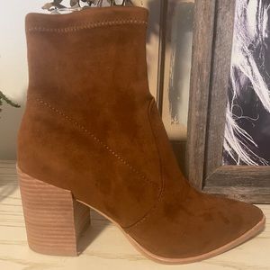 Steve Madden Vipper bootie